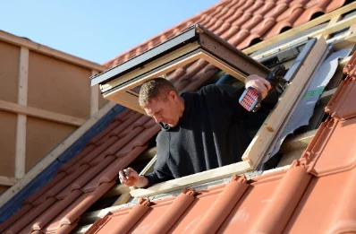 Pose de fenêtres de toit Velux à Ladaux